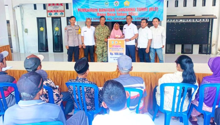 Belasan Warga Sukorame Lamongan Terima BLT Dana Desa Rapel Tiga Bulan