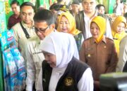 Gubernur Khofifah ke Pasar Banjarejo Bojonegoro, Cek Harga Ayam hingga Cabai