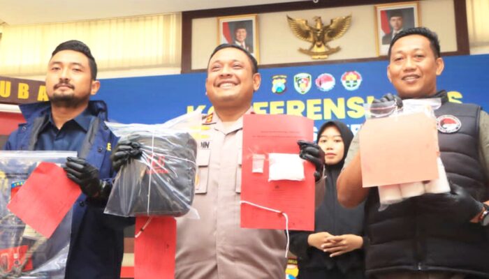 Satresnarkoba Tuban Sita 101 Gram Sabu dan Puluhan Pil Ekstasi