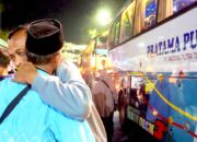Air Mata dan Senyum Warnai Kepulangan Jamaah Haji Bojonegoro