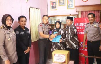 Polres Tuban Buktikan Kepedulian, Datangi Warakawuri hingga Anggota Sakit