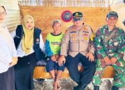 Kisah Mbah Suparman Lansia di Bojonegoro, Tinggal di Makam tapi Tetap Mandiri