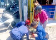 Kunci Tercebur Gorong-gorong, Tim Damkarmat Kedungadem Bojonegoro Sukses Evakuasi
