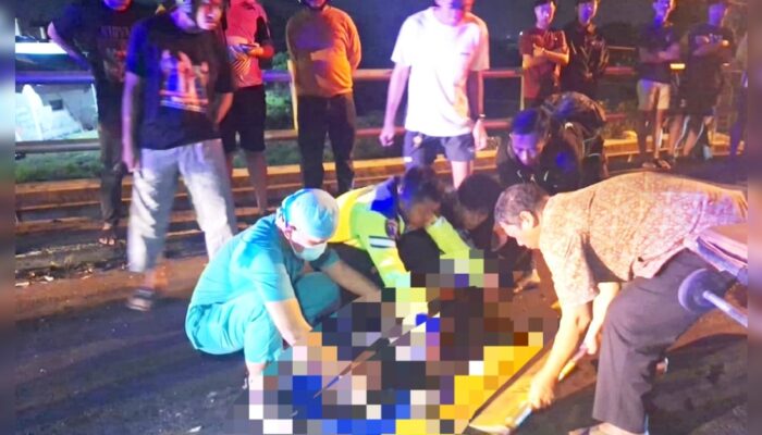 Kecelakaan Maut Lamongan, Dua Motor Bertabrakan Adu Depan