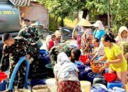 Yonif TP-885 BP Turun Tangan Bantu Warga Bakulan Bojonegoro Hadapi Krisis Air Bersih