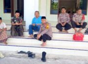 Dekatkan Diri dengan Warga, Kapolsek Balen Gelar Safari Jumat di Balenrejo Bojonegoro