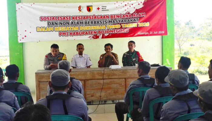 Satgas TMMD 129 Bojonegoro Gandeng PMI, Warga Kesongo Dibekali Ilmu Penyelamatan