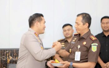 Kapolres Lamongan Pererat Hubungan dengan Kejaksaan Negeri