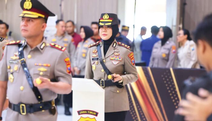 Polwan Pertama Pimpin Polres Bojonegoro, AKBP Yenni Minta Ini