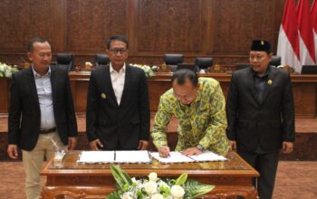 DPRD Bojonegoro Bersama Pemkab Sepakati Dua Perda Baru, Fokus Anak dan Pariwisata
