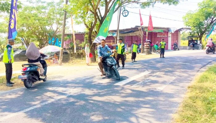 Sinergi Satlinmas dan TNI Sukseskan Bazar UMKM TMMD 129 Bojonegoro