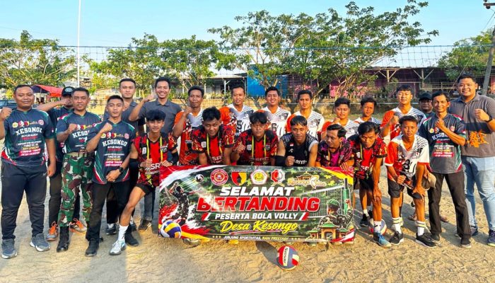 Ribuan Sorak Warnai Turnamen Voli TMMD 129 Bojonegoro di Desa Kesongo