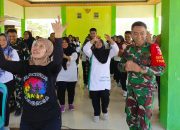 TNI dan Emak-Emak Kesongo Kompak Line Dance, Suasana TMMD Bojonegoro Makin Meriah