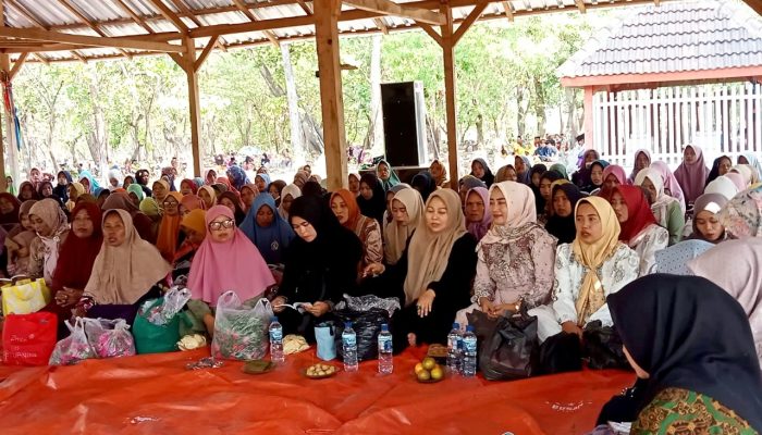 Di Haul Mbah Mo Sari Tondomulo Kedungadem Bojonegoro, Mitro’atin: Selagi Hidup Mari Perbanyak Amal