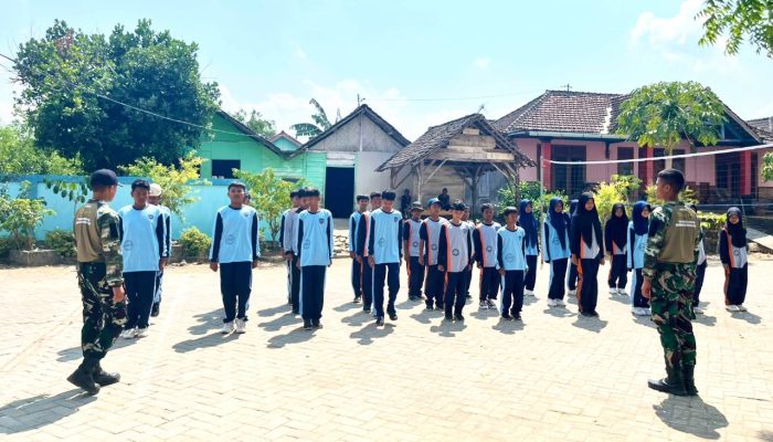 Satgas TMMD Bojonegoro Bentuk Karakter Pelajar Lewat Latihan PBB