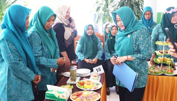 12 Kelompok PKK Purwosari Bojonegoro Unjuk Kreasi Telur Gayatri, 6 Desa Raih Gelar Juara