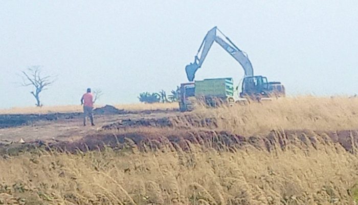 Jalan Rusak, Galian C Ngampal Sumberrejo Bojonegoro Kembali Menggeliat