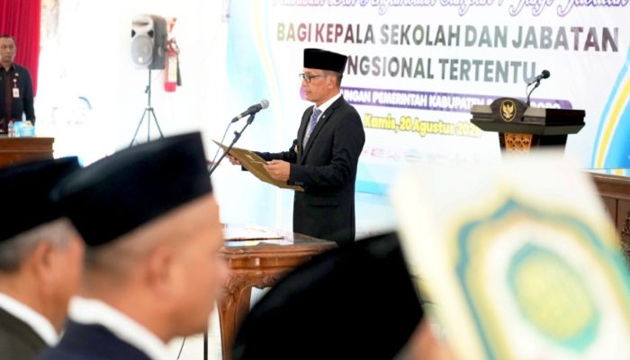 Setyo Wahono Titip Pesan Khusus untuk Kepala Sekolah Bojonegoro Yang Baru Dilantik