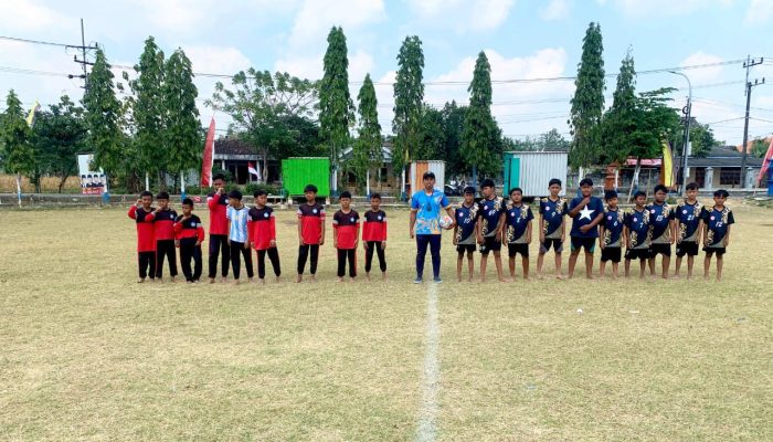 Cetak Generasi Sportif, KKGO Parengan Tuban Fasilitasi Kompetisi Mini Soccer Anak SD