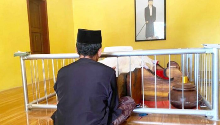 Makam Tua di Clebung Bojonegoro Simpan Kisah Penyebaran Islam