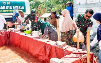 Tiga Kecamatan Kekeringan, Kodim Bojonegoro Distribusikan 77.000 Liter Air