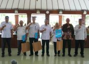 Tangis Haru di Pendopo, 76 ASN Bojonegoro Terima SK Pensiun