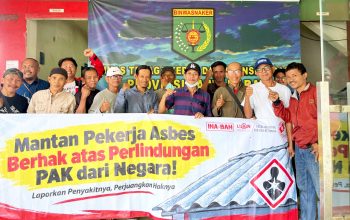 Diduga Terserang Penyakit Akibat Asbes dan Silika, Belasan Mantan Pekerja Karawang Mengadu ke Pengawas