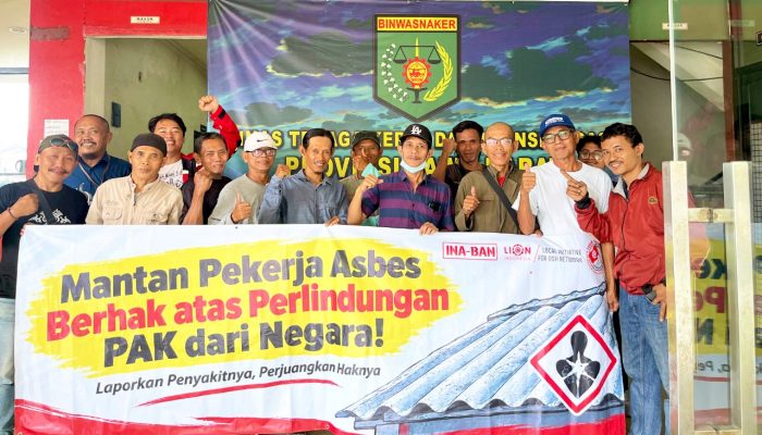 Diduga Terserang Penyakit Akibat Asbes dan Silika, Belasan Mantan Pekerja Karawang Mengadu ke Pengawas