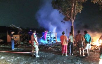 Kebakaran di Mantup Lamongan, Warung dan Isinya Ludes Dilalap Api