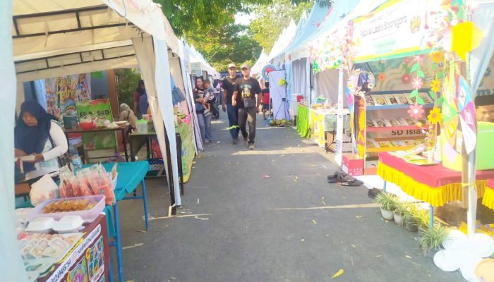 Meriah, Festival Ledre Purwosari Bojonegoro Disambut Antusias Warga