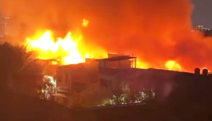 Kebakaran Hebat Guncang Kramat Pulo Jakarta Pusat, 50 Bangunan Terdampak