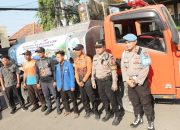 Warga Dermolemahbang Lamongan Hadapi Kekeringan, Bantuan 10.000 Liter Air Kembali Disalurkan
