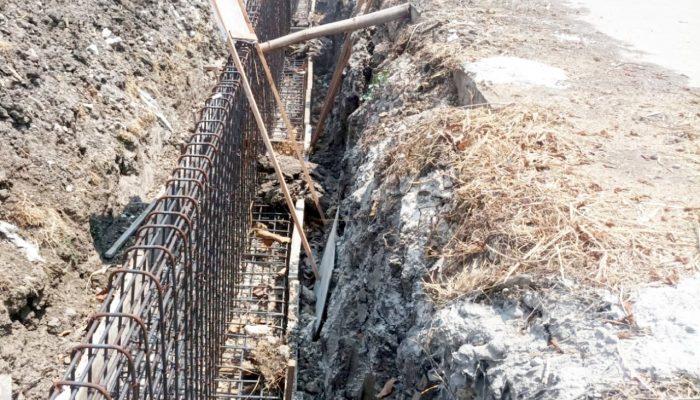 Proyek TPT Rp196 Juta di Bojonegoro Tak Dikerjakan, Warga Khawatir Jalan Jebol