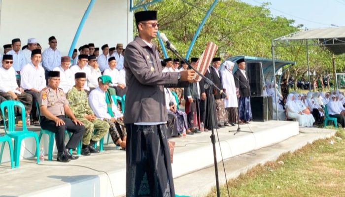 Camat Kepohbaru Bojonegoro Muhammad Kholil Jadi Pembina Upacara Hari Santri, Ini Momennya