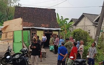 Puting Beliung Terjang Lamongan, Atap Gudang Hantam 3 Rumah